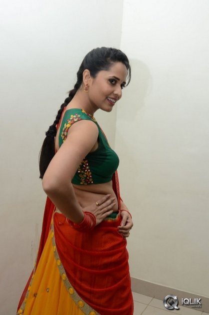 Anasuya-at-Soggade-Chinni-Nayana-Movie-Audio-Launch